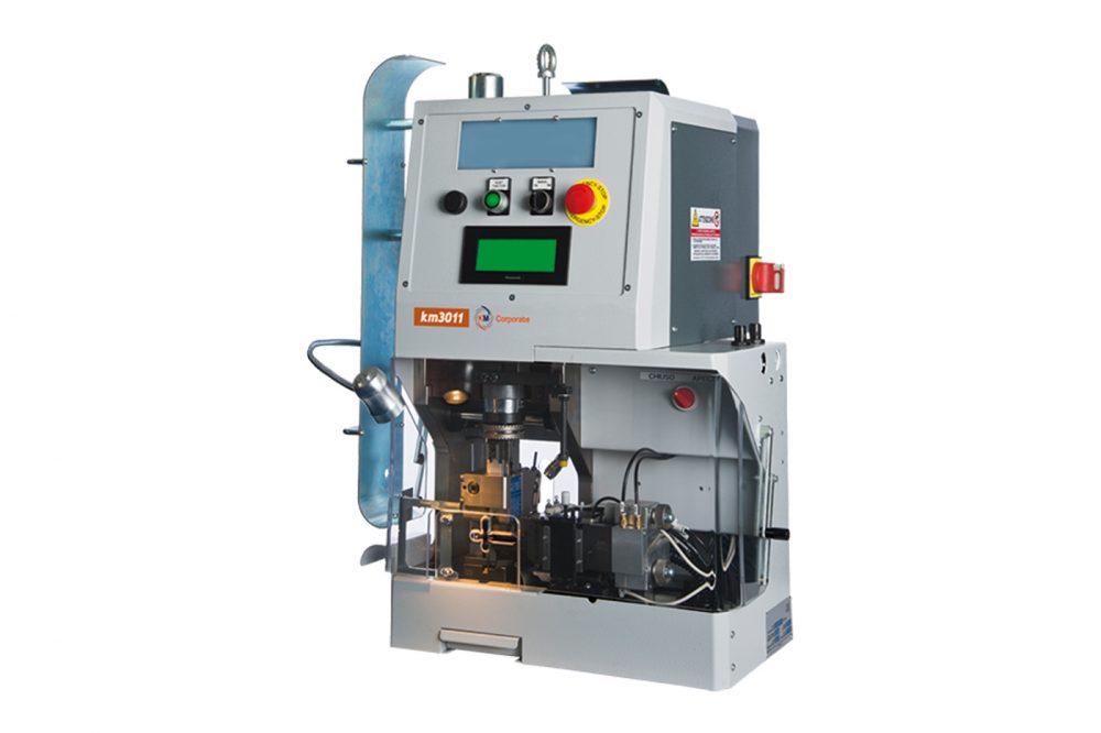 Stripper Crimper KM3011B in linea per spelatura e aggraffatura cavi